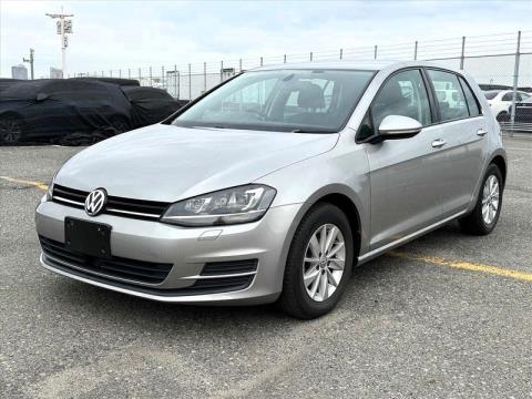 2016 Volkswagen Golf - Thumbnail