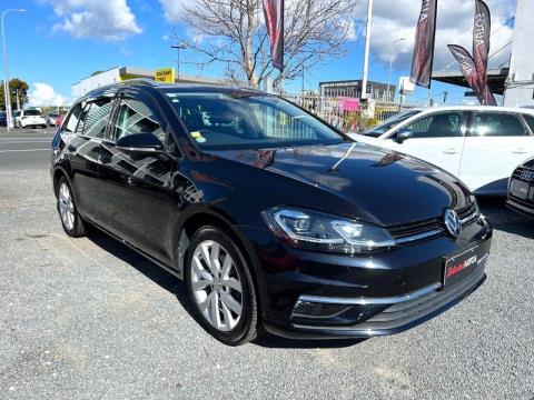 2018 Volkswagen Golf - Thumbnail