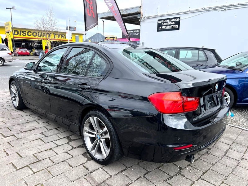 2012 BMW 320i