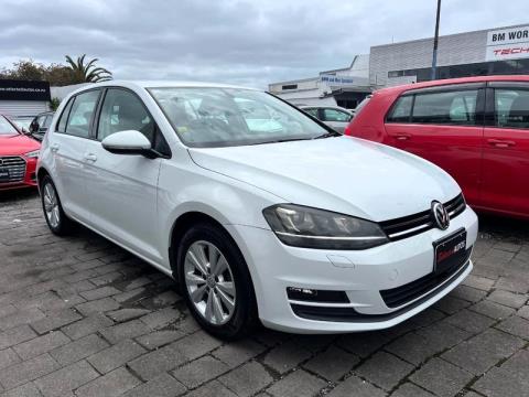 2014 Volkswagen Golf - Thumbnail