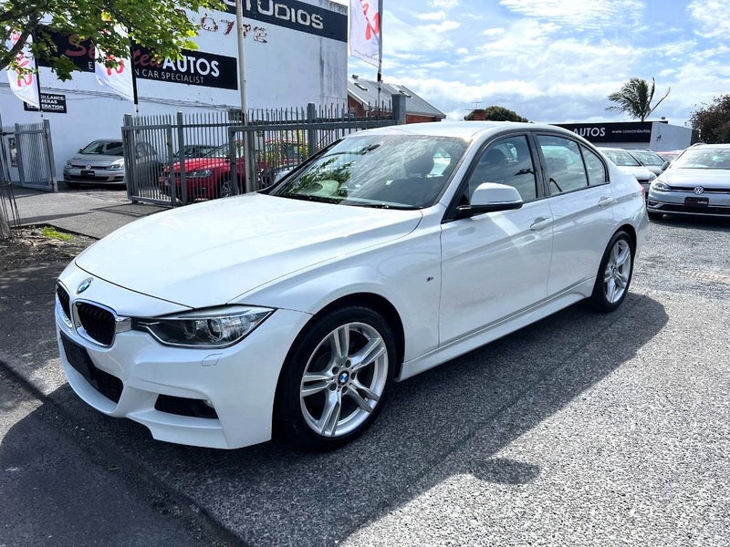 2015 BMW 320i