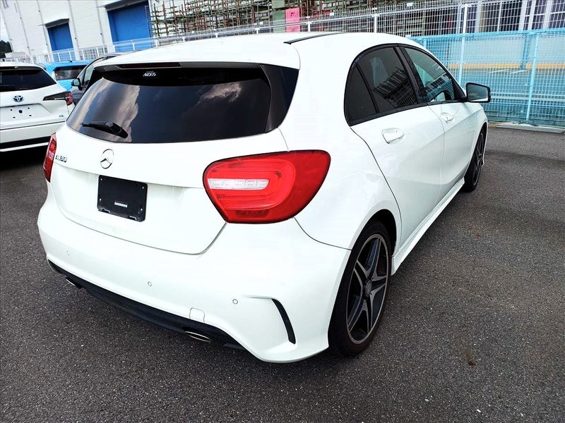 2012 Mercedes-Benz A 180