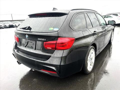 2019 BMW 320i - Thumbnail