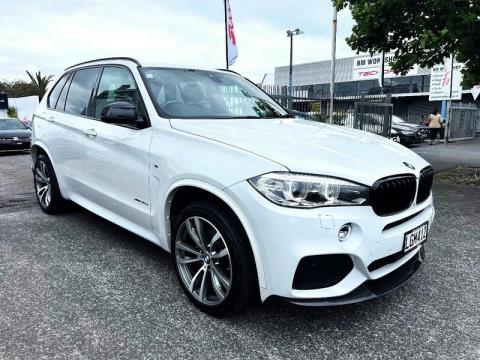 2017 BMW X5 - Thumbnail