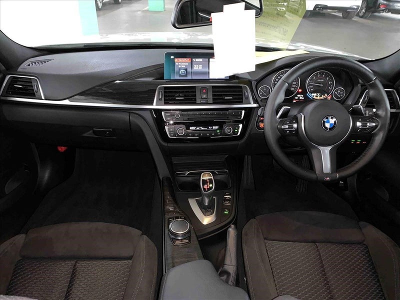 2018 BMW 320i