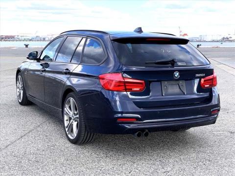 2016 BMW 320i - Thumbnail