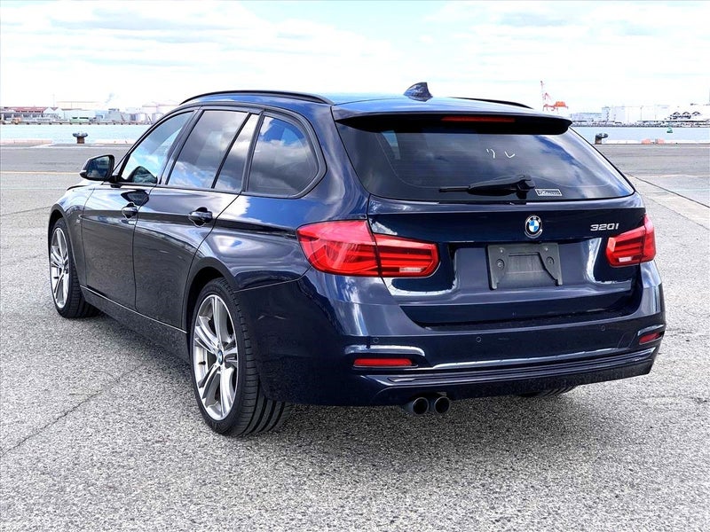 2016 BMW 320i